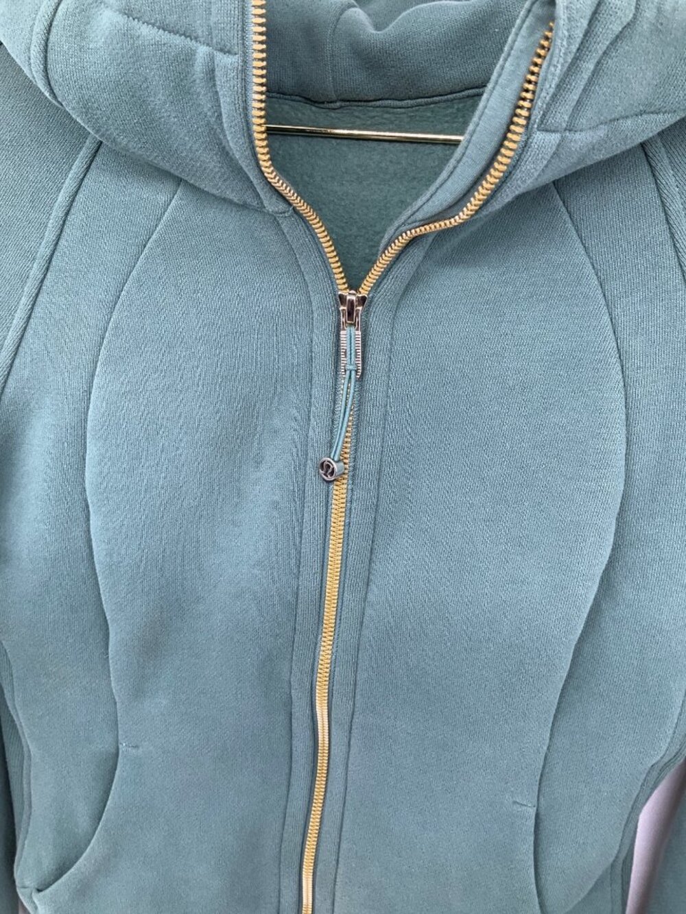 Lululemon size 4 Scuba Full-Zip Hoodie Medium Forest - Picture 4 of 8